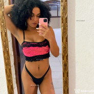 Acompanhante Izzy - Perfil