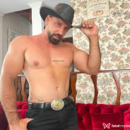 Acompanhante RogerCowboy - Perfil