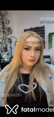 Acompanhante Valentina - Perfil