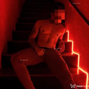 Acompanhante Misterioso - Perfil