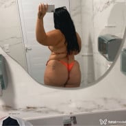 Acompanhante Júlia - Perfil