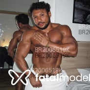 Acompanhante Wellington - Perfil