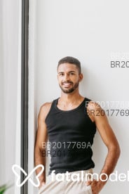 Acompanhante Robson - Perfil
