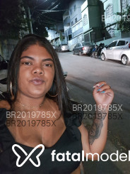 Acompanhante Emelly - Perfil