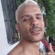Acompanhante Pesado - Perfil