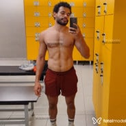 Acompanhante Vini - Perfil