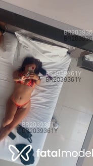 Acompanhante Aninha - Perfil