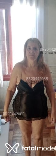 Acompanhante Lenee - Perfil