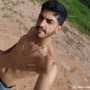 Acompanhante Rocha - Perfil
