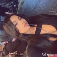 Acompanhante Emilly - Perfil