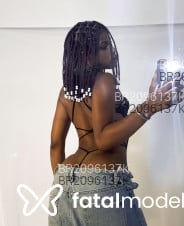 Acompanhante Preta - Perfil