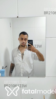 Acompanhante Leonardo - Perfil