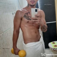 Acompanhante Douglas - Perfil