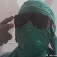 Acompanhante Castanho - Perfil