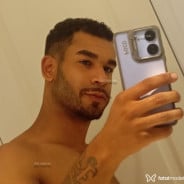 Acompanhante Pedrinho - Perfil