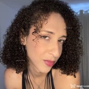 Acompanhante Sassy - Perfil