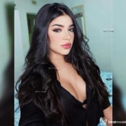 Acompanhante Jullye Castro - Perfil