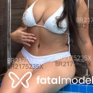 Acompanhante Poly Menezes - Perfil