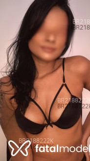 Acompanhante Mia Gomes - Perfil