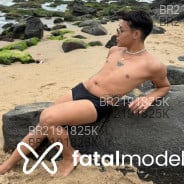 Acompanhante Arthur - Perfil