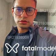 Acompanhante Takeuchi Andrade - Perfil