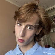 Acompanhante Lucke - Perfil