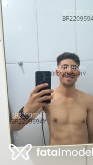 Acompanhante Francisco - Perfil