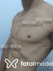 Acompanhante Julian Matthew - Perfil