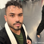 Acompanhante Dick Stronge - Perfil