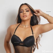 Acompanhante Yanna Pera - Perfil