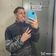 Acompanhante Oliver - Perfil