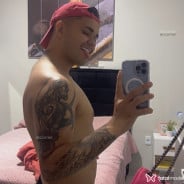 Acompanhante Novinholeitador - Perfil