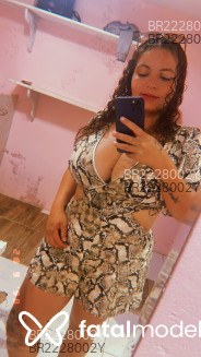 Acompanhante Esmeralda - Perfil