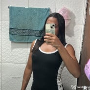 Acompanhante Victoria - Perfil