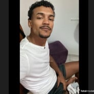 Acompanhante Henri - Perfil