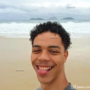 Acompanhante Davy - Perfil