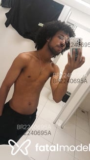 Acompanhante Moreira - Perfil