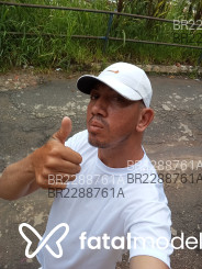 Acompanhante Leonardo - Perfil