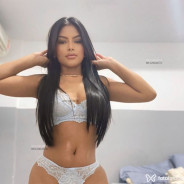 Acompanhante Karoliny Lins - Perfil