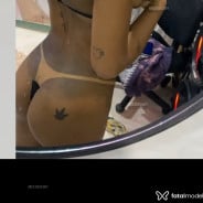 Acompanhante Preta - Perfil
