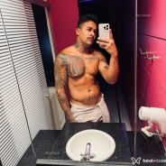 Acompanhante Junio - Perfil