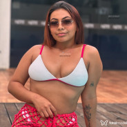 Acompanhante Clara - Perfil
