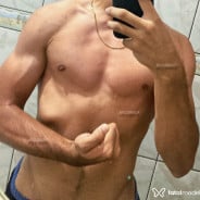 Acompanhante Lipe Menezes - Perfil