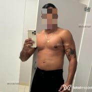 Acompanhante Costa - Perfil