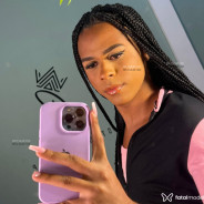 Acompanhante Hillary - Perfil