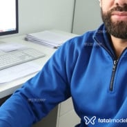 Acompanhante Jeans - Perfil