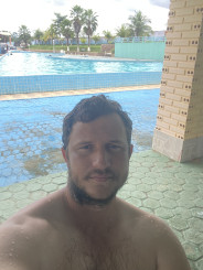 Acompanhante Leonardo - Perfil