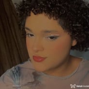 Acompanhante Sarina - Perfil