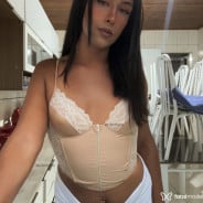 Acompanhante Joana - Perfil