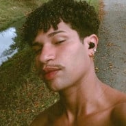 Acompanhante Hiustom - Perfil